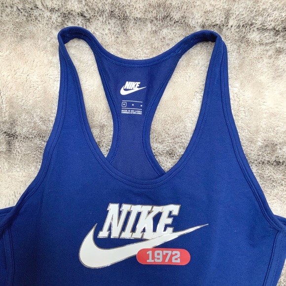 Women’s Nike Razorback Tank - Picture 3 of 3